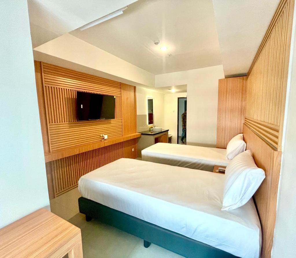 Nemuru Hotel Ciputat Pondokcabe Hilir Экстерьер фото