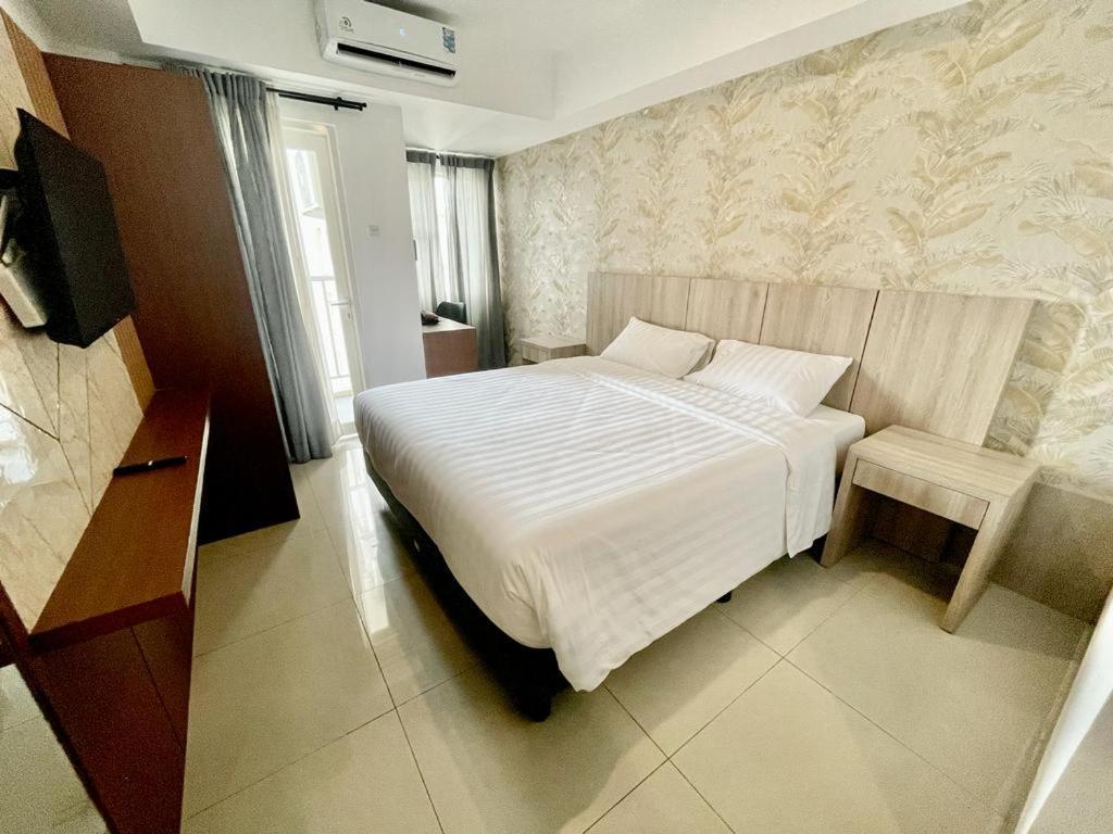 Nemuru Hotel Ciputat Pondokcabe Hilir Экстерьер фото
