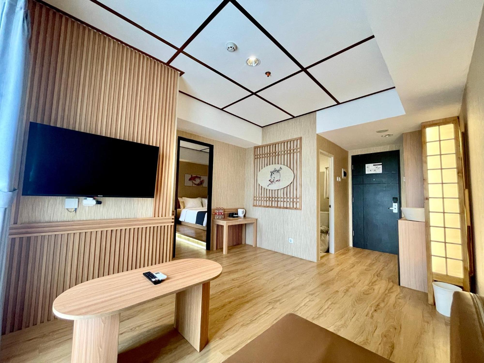 Nemuru Hotel Ciputat Pondokcabe Hilir Экстерьер фото